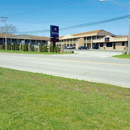 American Inn And Suites Countryside Exterior foto